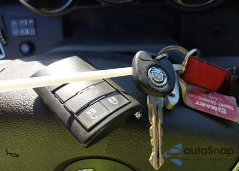 2009 Cadillac Cts Standard z USA, uszkodzony, nr VIN 1G6DF577X90169930